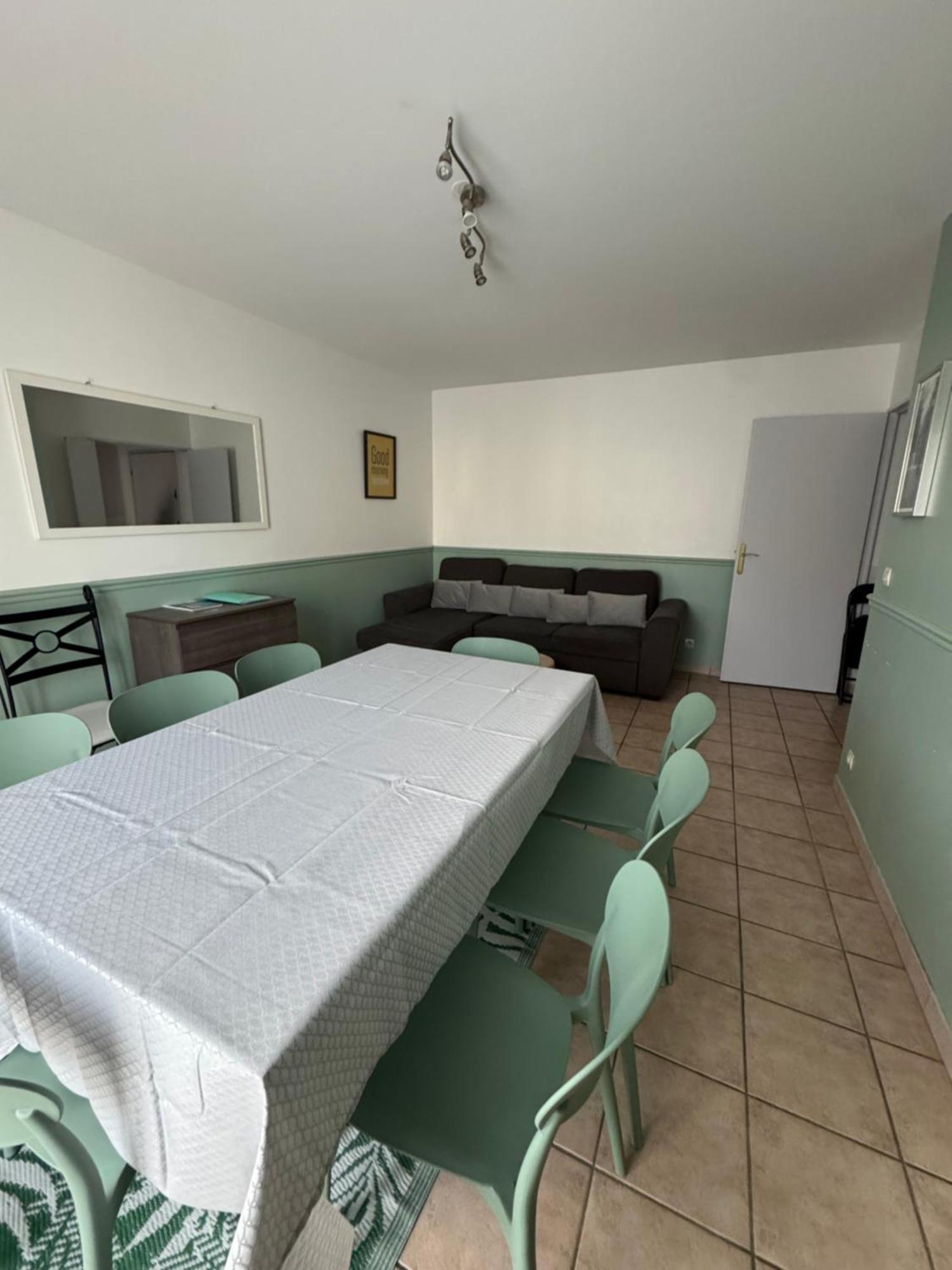 Disney, Very Nice 2 Bedrooms Family Apartment, Wifi, Netflix 8 Pers Chessy  Exterior photo